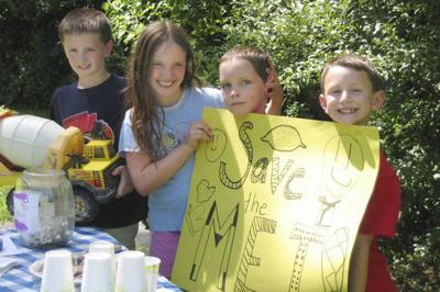 Derry kids sell lemonade to 'Save the Met' | Community | derrynews.com