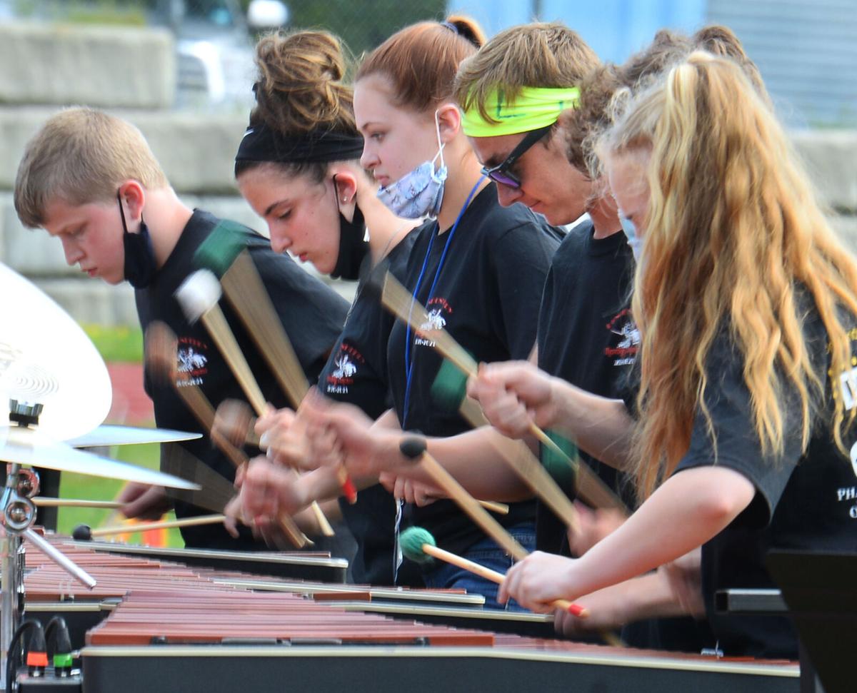 200903_DN_CRU_BAND_4.JPG