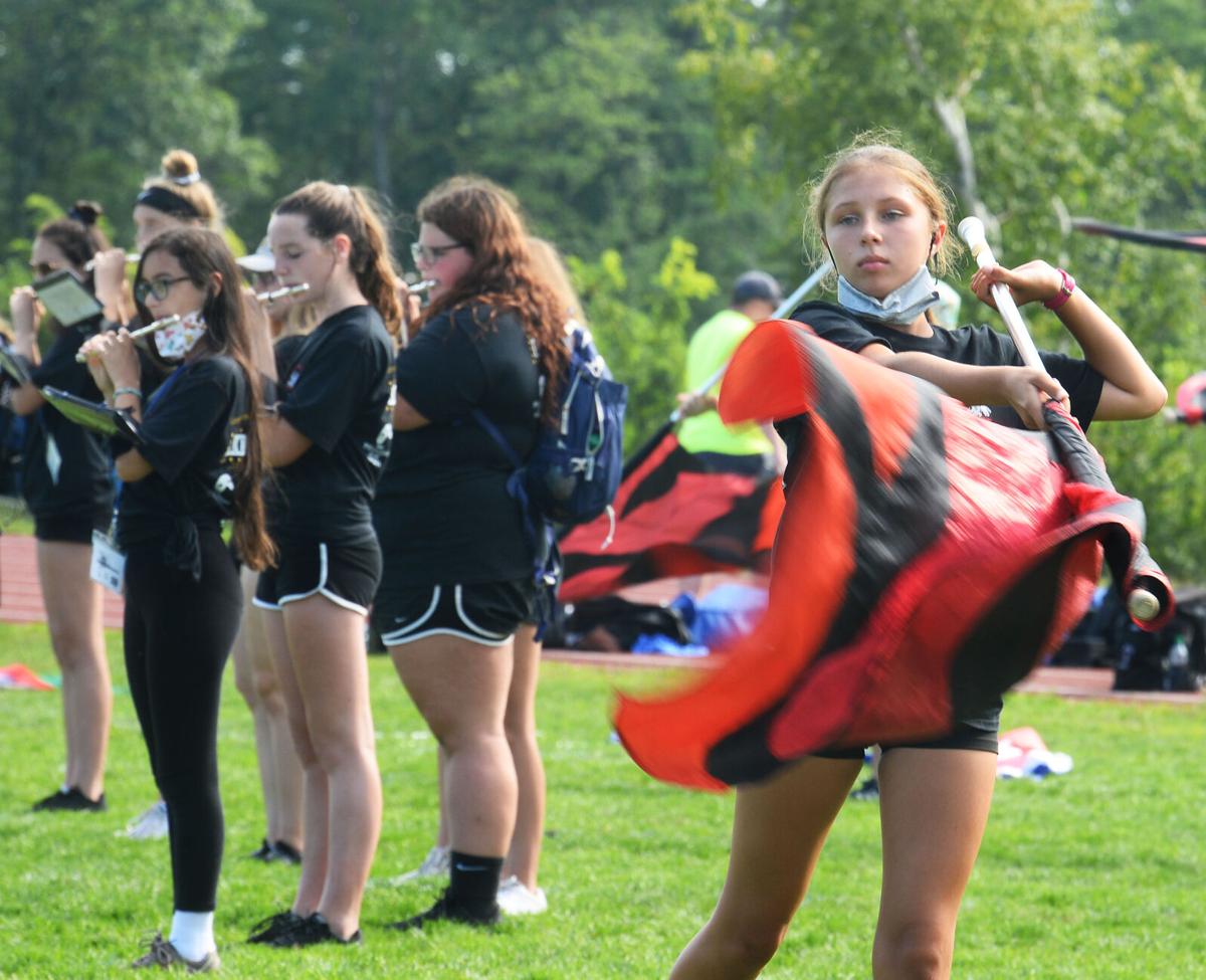 200903_DN_CRU_BAND_5.jpg