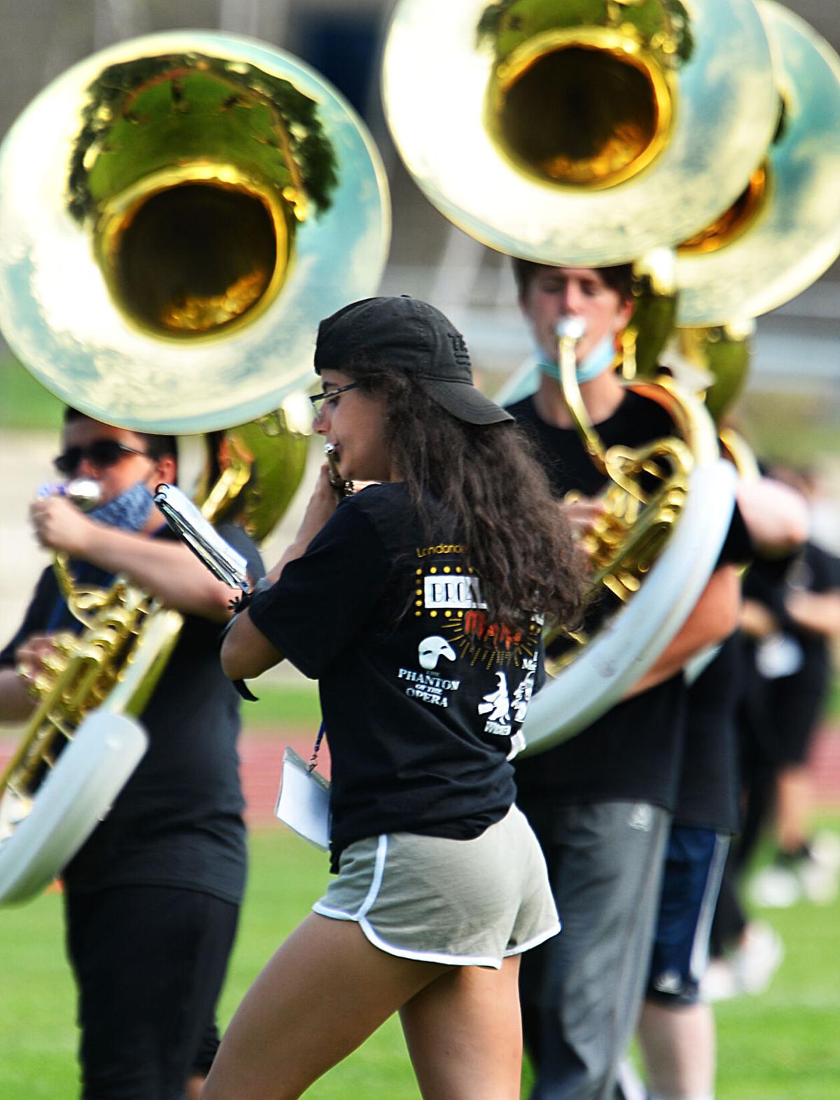 200903_DN_CRU_BAND_6.jpg