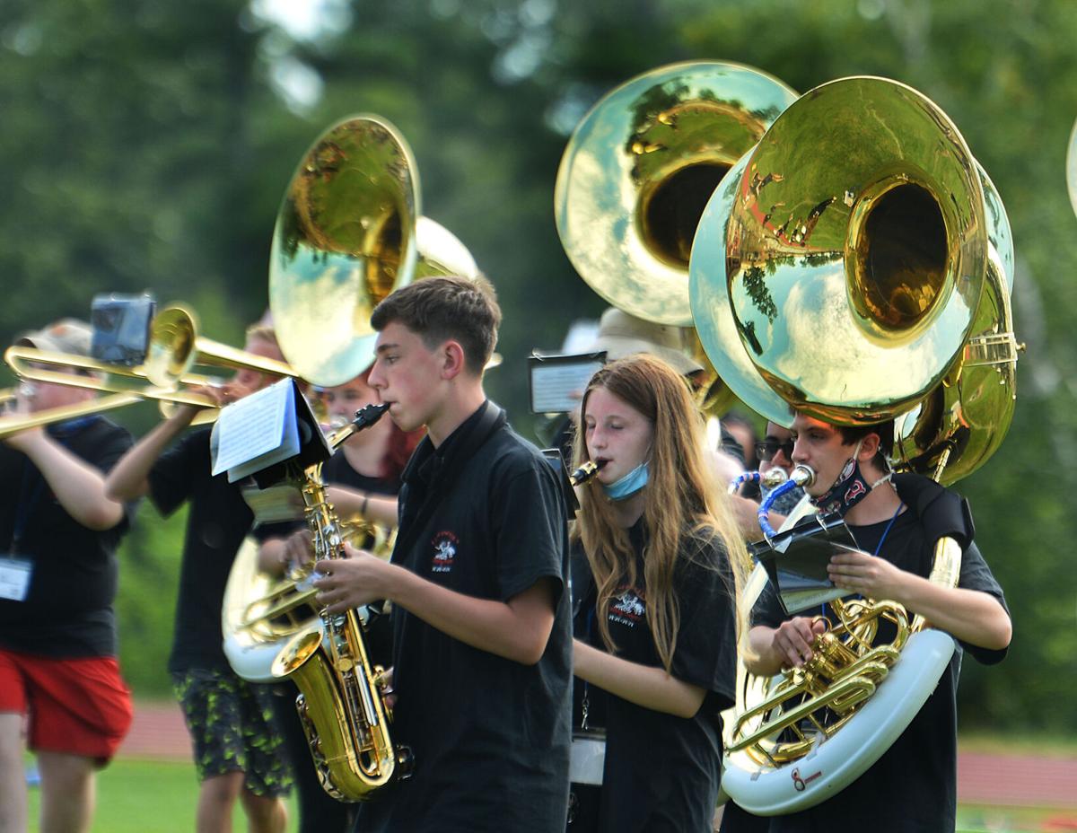 200903_DN_CRU_BAND_9.jpg