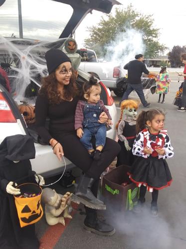 Boron families got involved at the West Boron Elementary School Trunk or Treat on Halloween. Photo by - Patti Orr.jpg