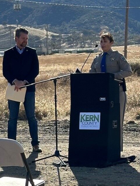 Kern County Public Works Completes Shoulder And Bike Lane In Tehachapi ...