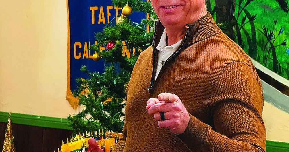 Supervisor Chris Parlier announced he has pulled papers to run for re-election to serve a full term to represent Kern County’s Second Supervisorial District.