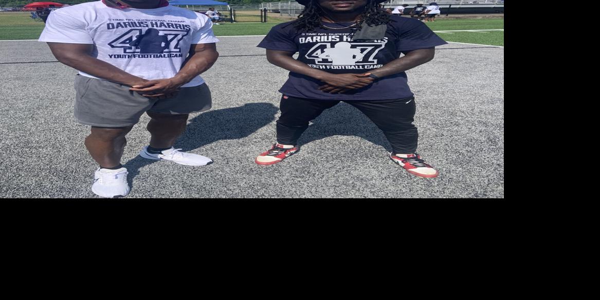 Darius Harris returns to hometown to teach football fundamentals at ...