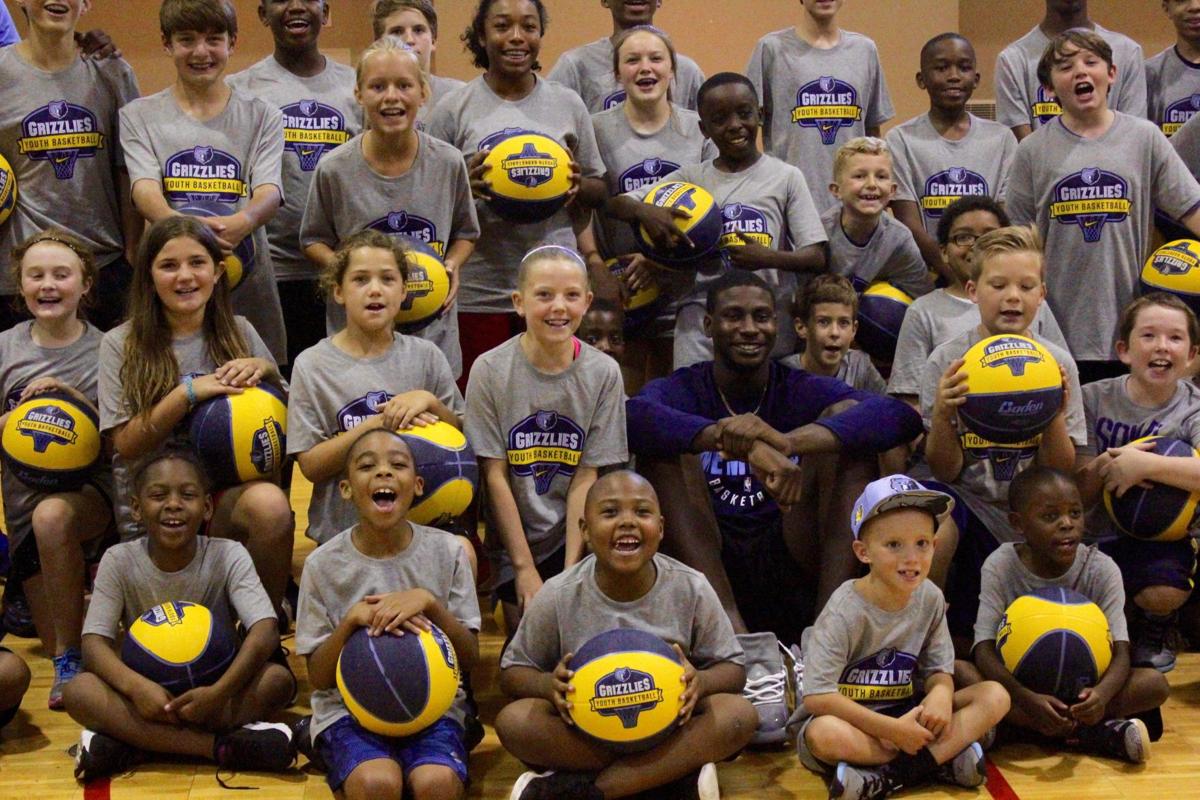 Jackson Greets Grizzlies Fans In Olive Branch Sports
