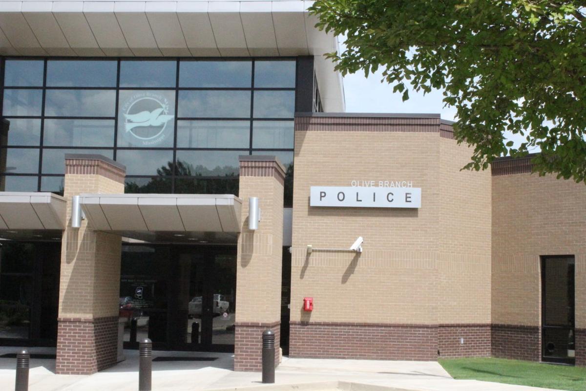 trio sought in olive branch cvs robbery news