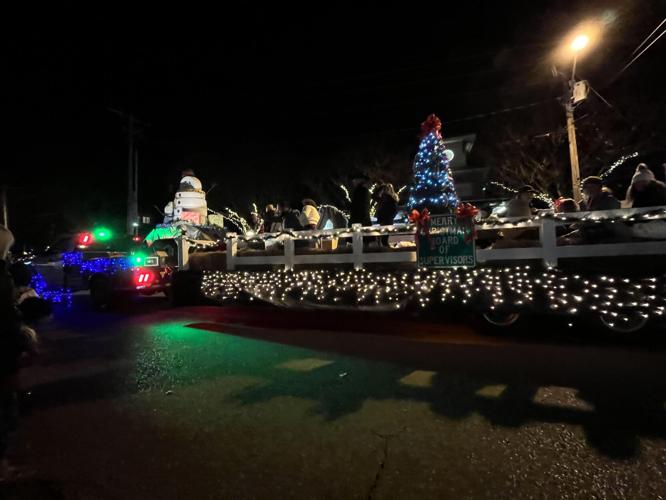 Hernando Ms Christmas Parade 2022 Hernando Hosts Annual Christmas Parade | News | Desototimes.com