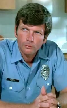 Mike Stoker was a real life firefighter on “Emergency”