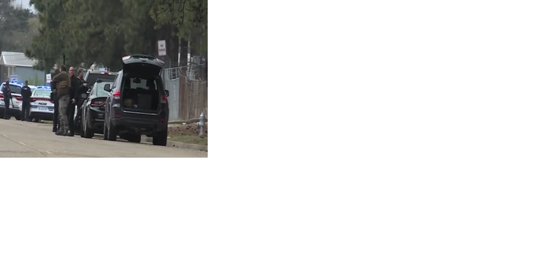 Auto burglars who shot at police arrested after standoff at Southaven warehouse - Vimarsana News