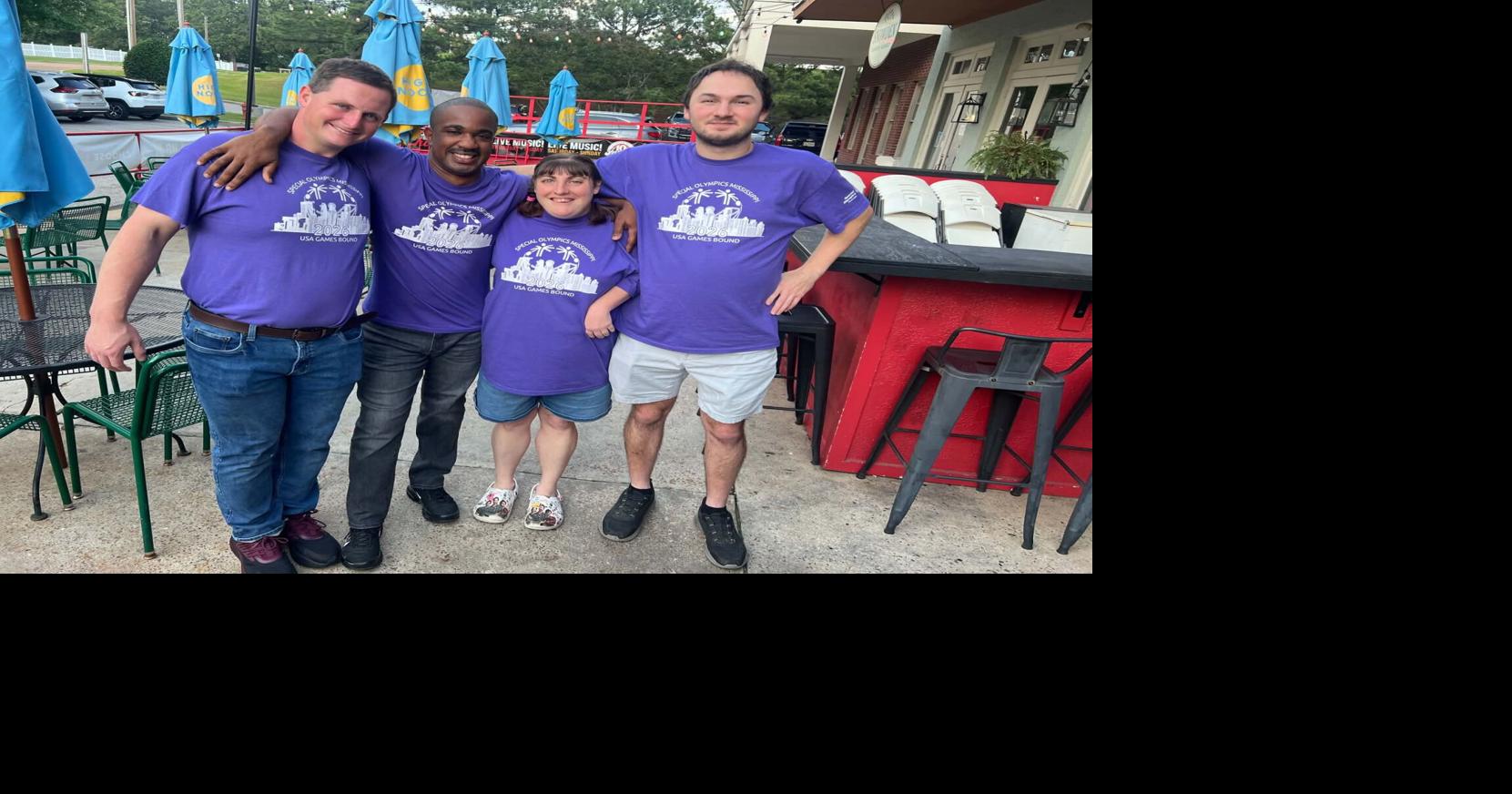 10th Inning Bar & Grill Hosts Send- Off for DeSoto County Special Olympic Athletes