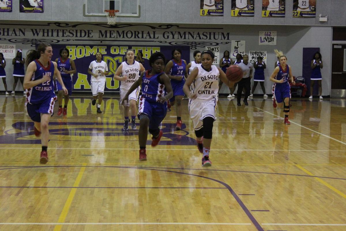 Basketball Postseason Set To Start Sports Desototimes Com