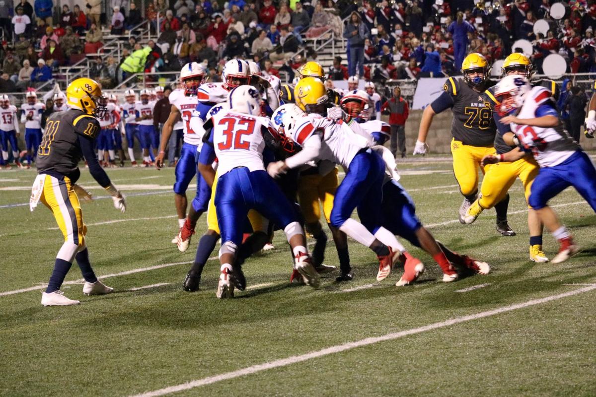 Friday Football Rewind Eagles Quistors Continue Sports