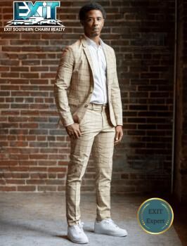 EXIT Realty’s Jaylon Daniels of Southaven Receives Top 30 Under 40 Award