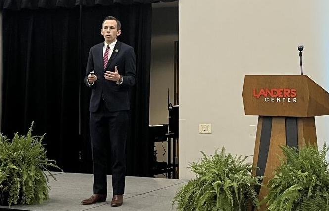 Mississippi struggling to retain educated citizens, auditor says | News |  desototimes.com