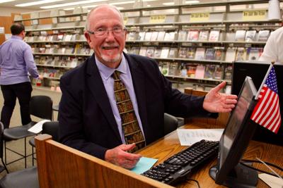 Former Director Honored For Library Growth News Desototimes Com