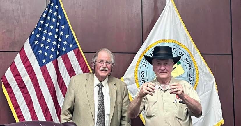 Horn Lake presents Bruce Prewett with key to the city - Vimarsana News