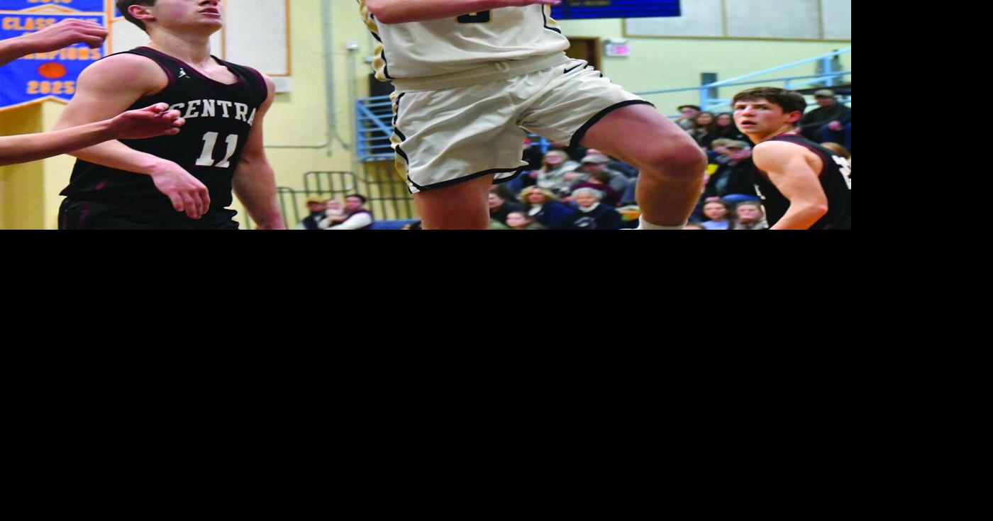 Late surge lifts Maroons past Beavers, boys bounce back big | Sports ...