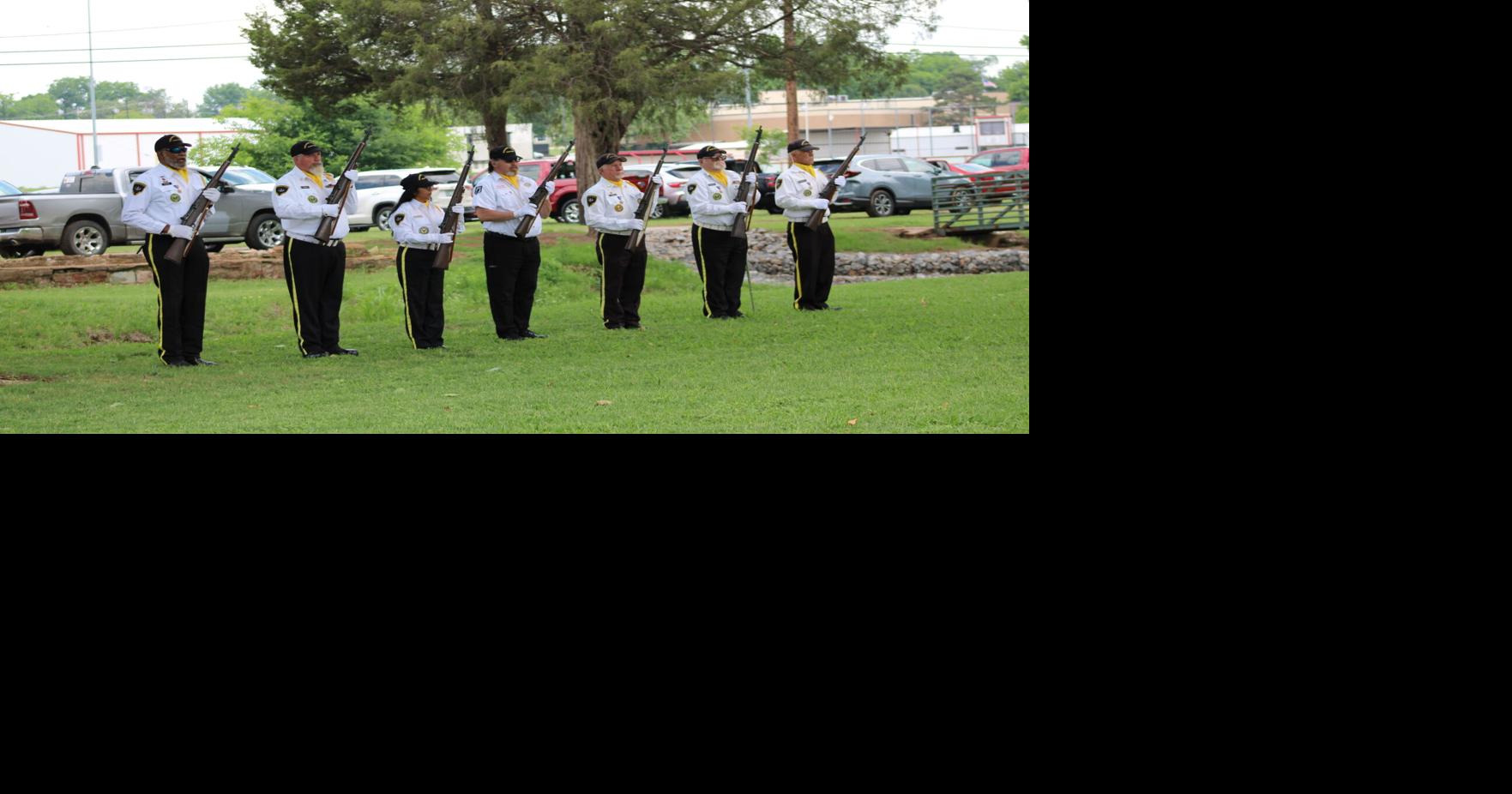 Military pays tribute to fallen soldiers on Memorial Day | Community ...