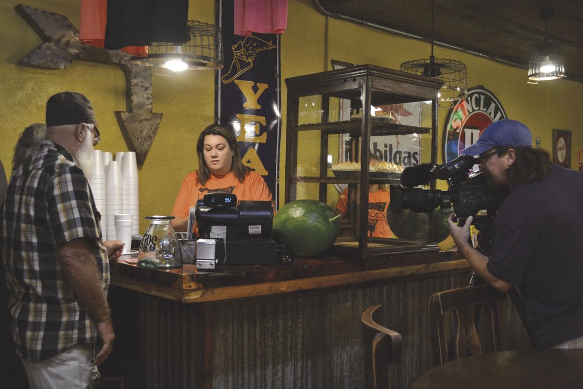 Discover Oklahoma meets Smokin’ Joes Beloved television program