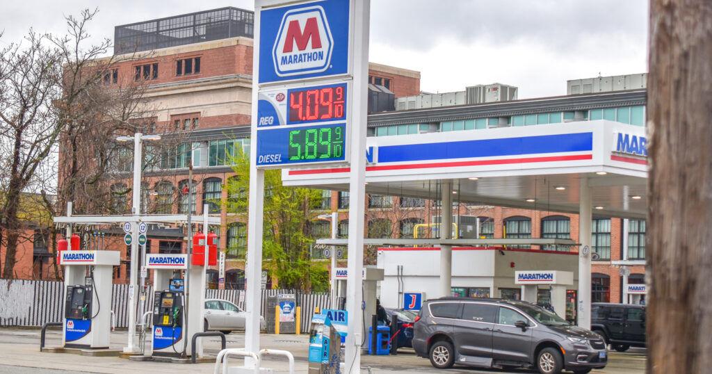 Oklahoma Voice: How the Strait of Hormuz affects the price of filling your gas tank