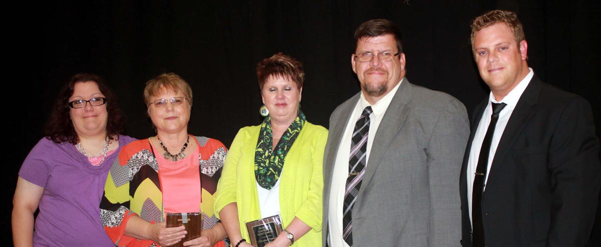 Marlow Gives Recognizations At Chamber Banquet News