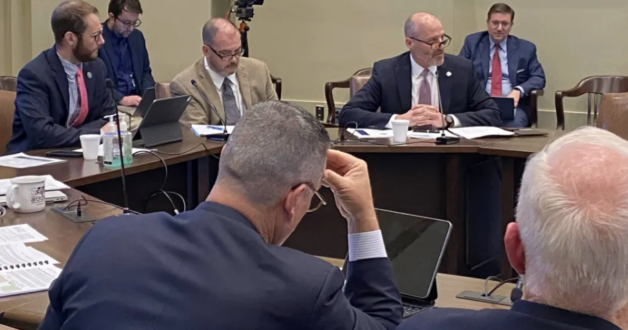 Lawmakers question Commissioners of the Land Office investments - Vimarsana News