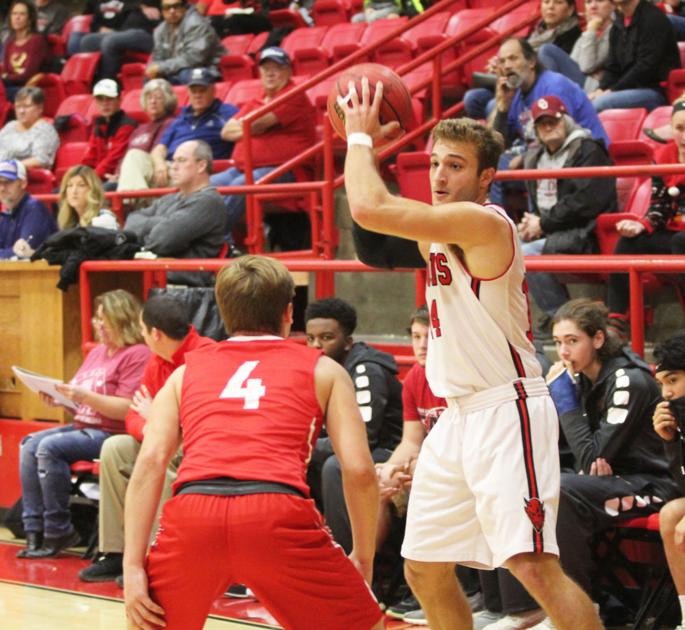 Demons Hope To Come Out Fresh For Holiday Tournament Sports Duncanbanner Com