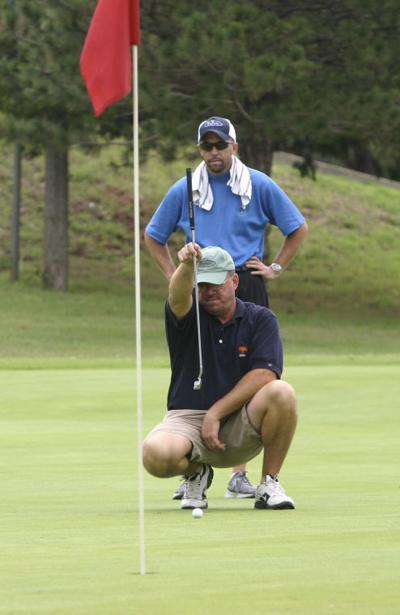 GOLF TOURNEY