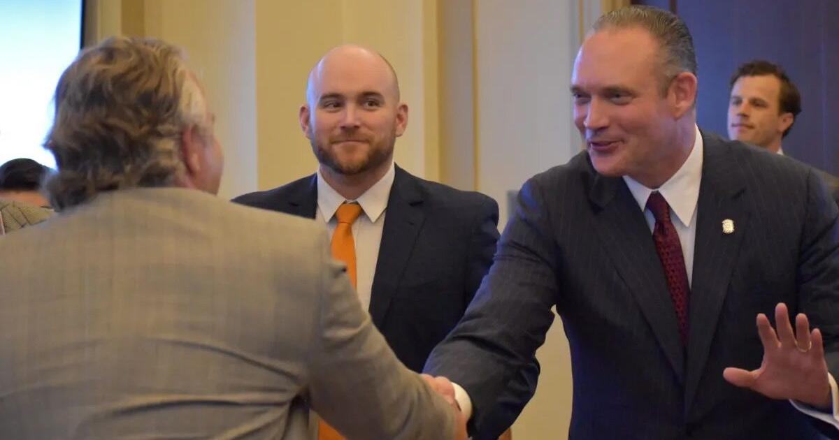 Oklahoma Watch: Lawmakers give energy industry $50 million in budget agreement - Vimarsana News