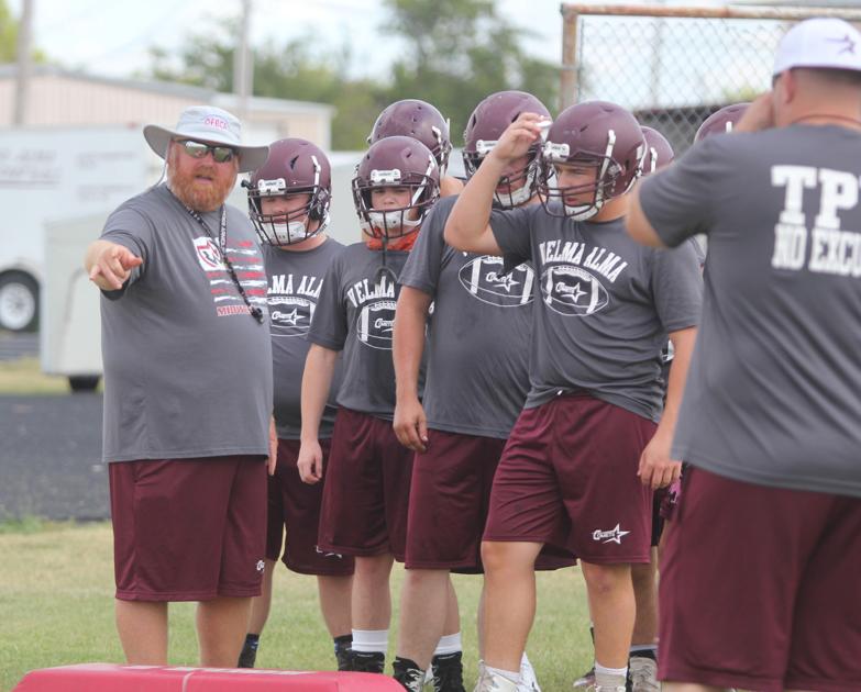 Comets returning to the old style of VelmaAlma football Sports