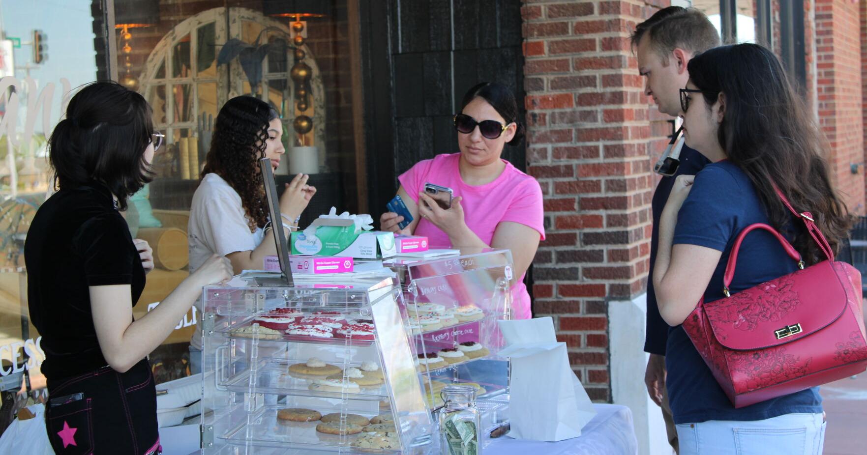 Gallery: Community flocks to MSD for Spring Stroll, Cookie Crawl - Vimarsana News