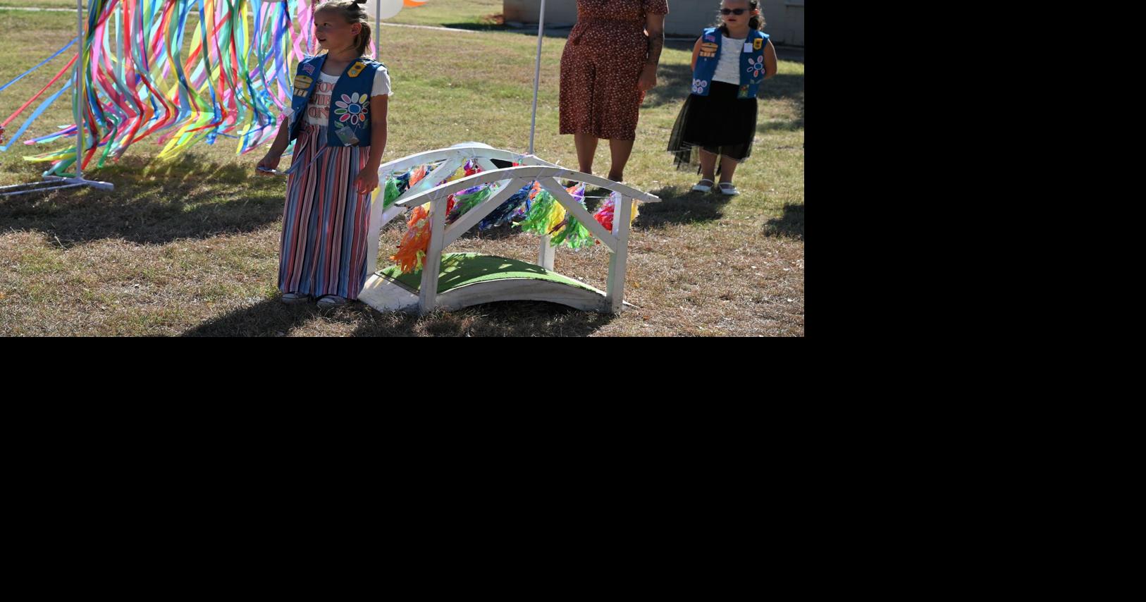 Gallery Some of Duncan’s youngest Girl Scouts perform first flag