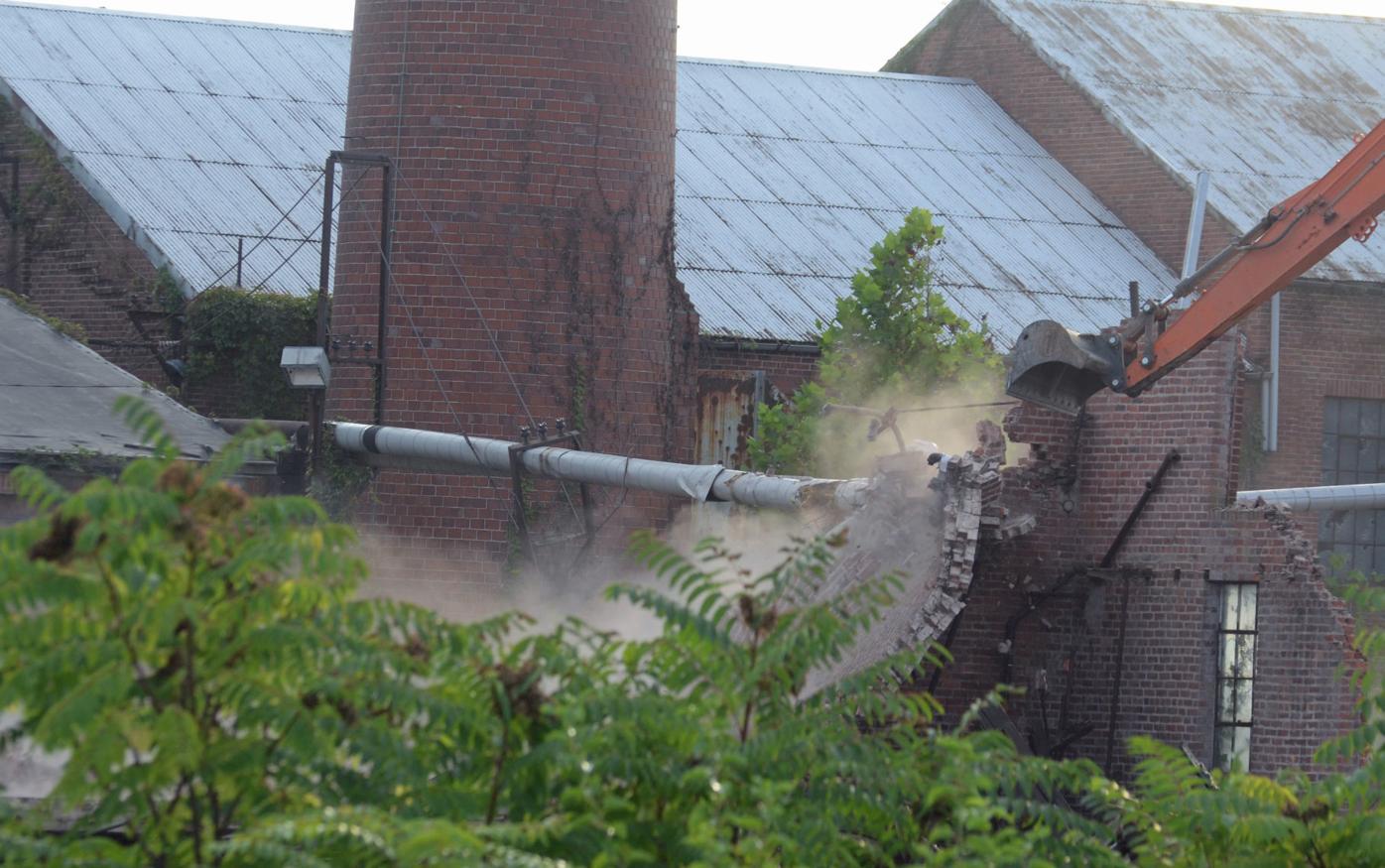 Seagram S Demolition To Begin This Week Spotlight Dundalkeagle Com