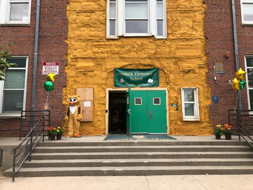 "A Walk to Remember": Dundalk Elementary's final open ...
