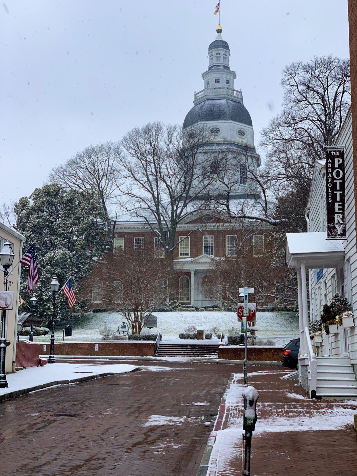 Snow at the Maryland State House