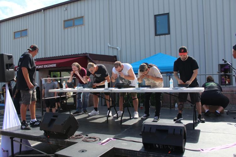 Hot Wing contest at Odd Fest