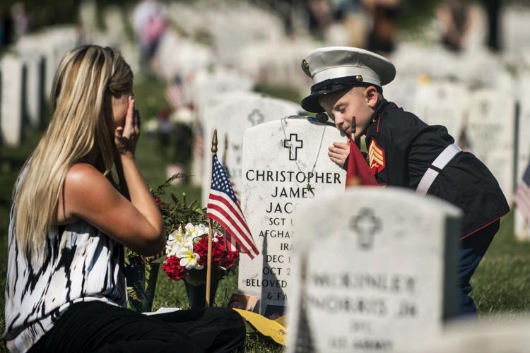 Graves of Spanish American War Veterans Buried in Oregon