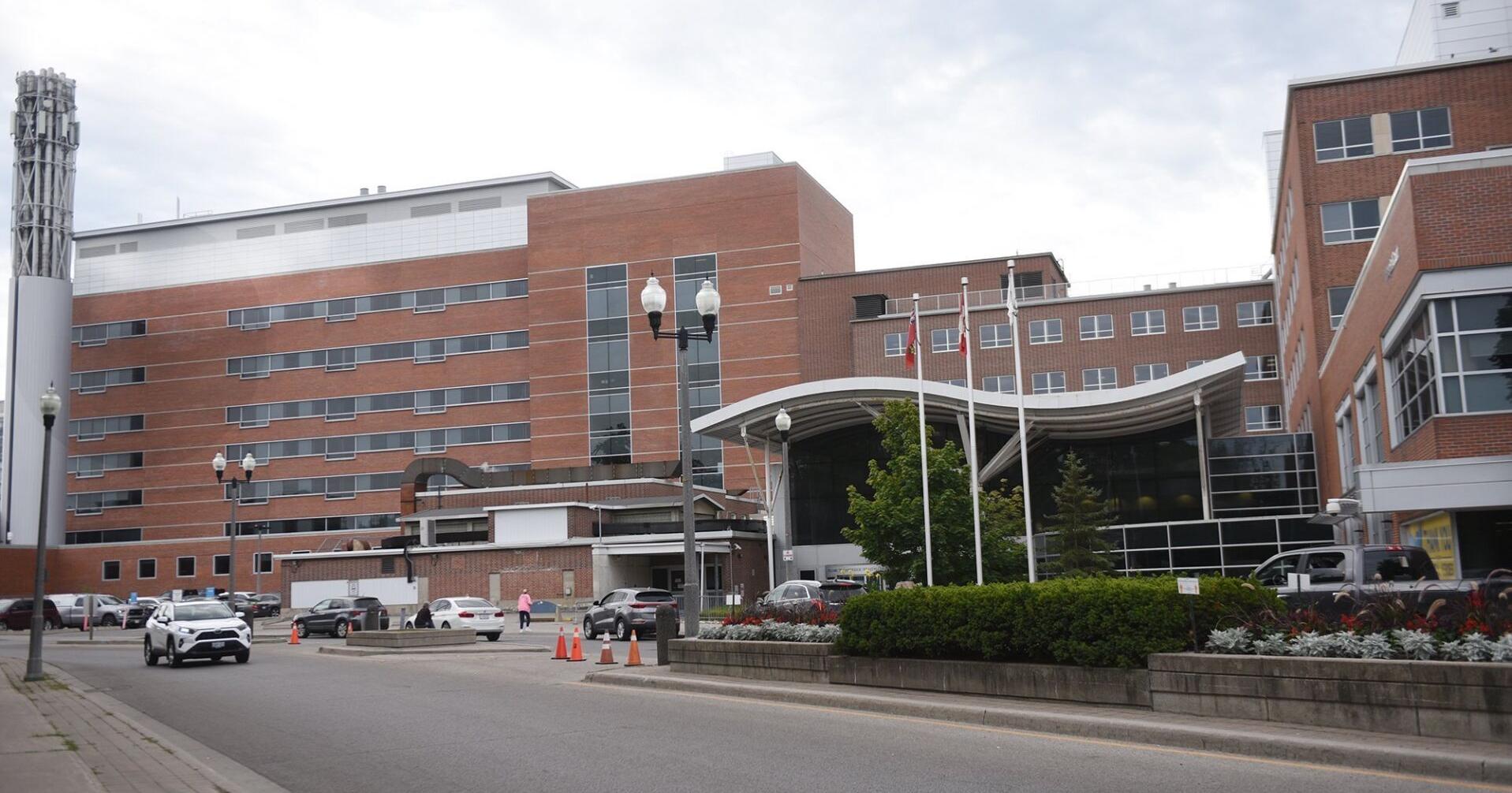 SIU clears officers in falling death at Oshawa hospital