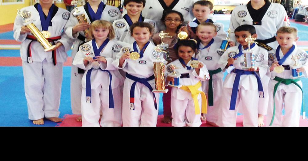 Uxbridge Taekwondo Academy collects 26 medals in Niagara Falls