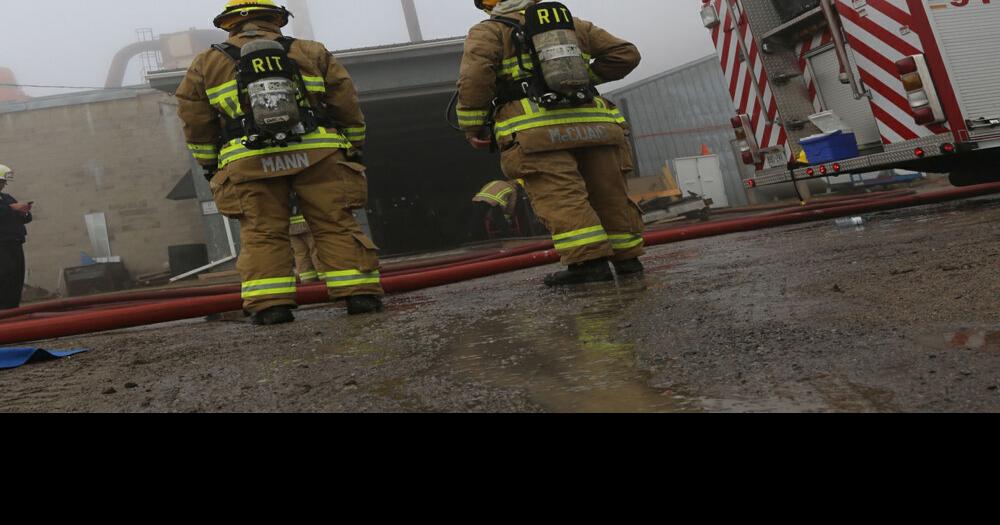 Peacock Lumber in Oshawa to open after morning fire
