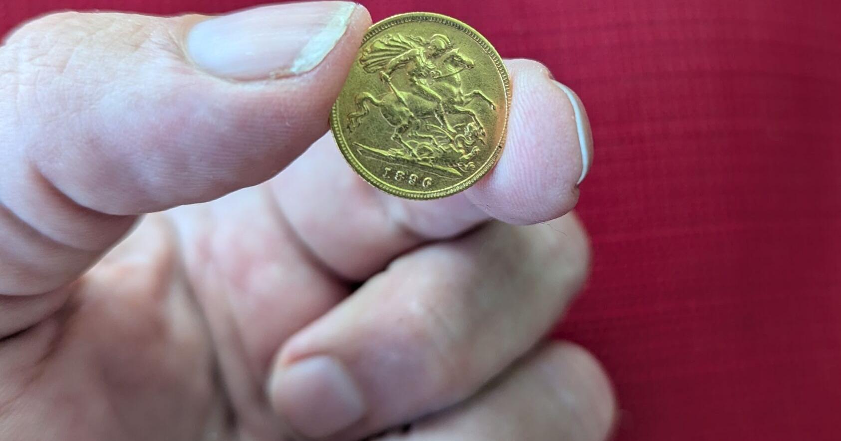 Silver and gold prices rebound after recent slump