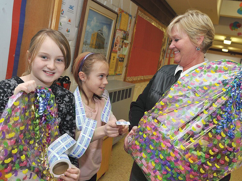 Uxbridge students raise funds for Uxbridge Cottage Hospital