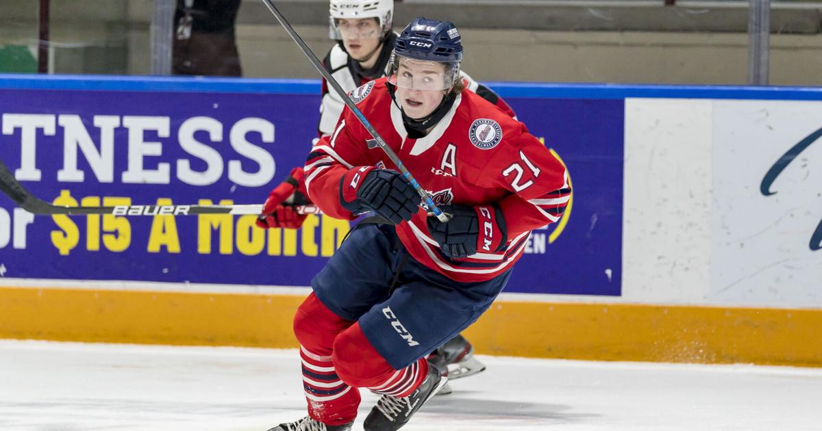Calum Ritchie playing for Canada again at U18 championships