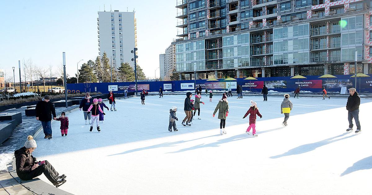 Ajax outdoor rink now open for skaters