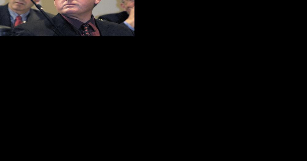 Former Mayor Don Mitchell earned more than current mayor - Vimarsana News