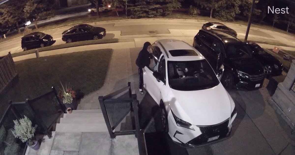 Parked in public? Look out for this specific interaction. Hint: Your car keys could be copied without you knowing