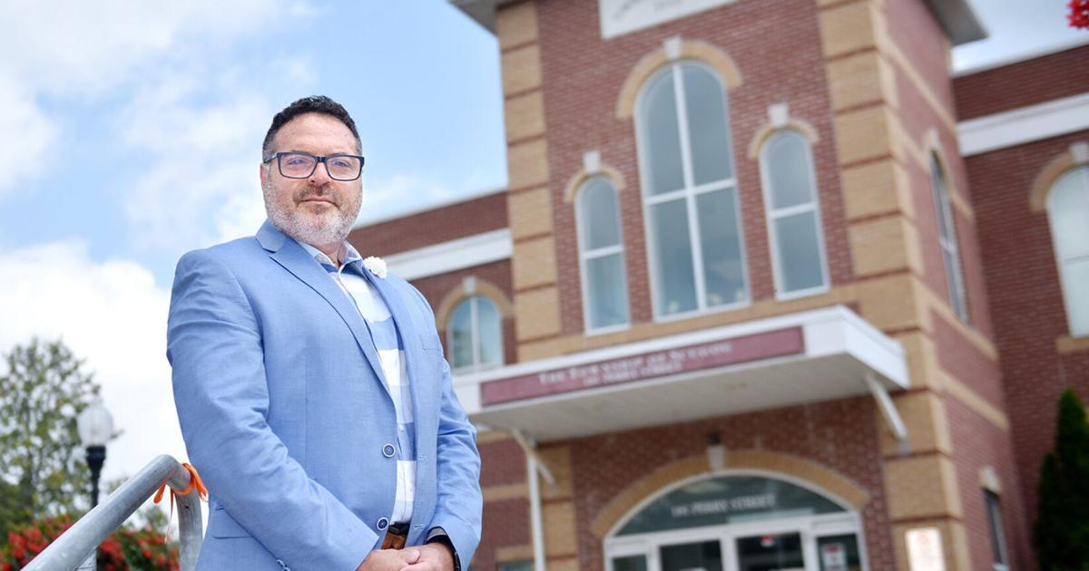 Liberal Robert Rock appears on pace to finish second