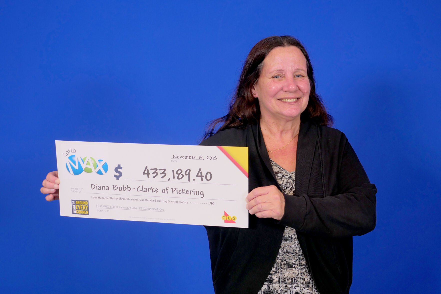 Pickering woman wins big in lottery draw