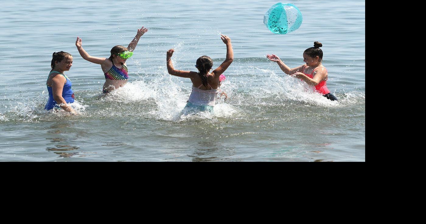 Oshawa’s Lakeview Park Beach, splash pads officially open